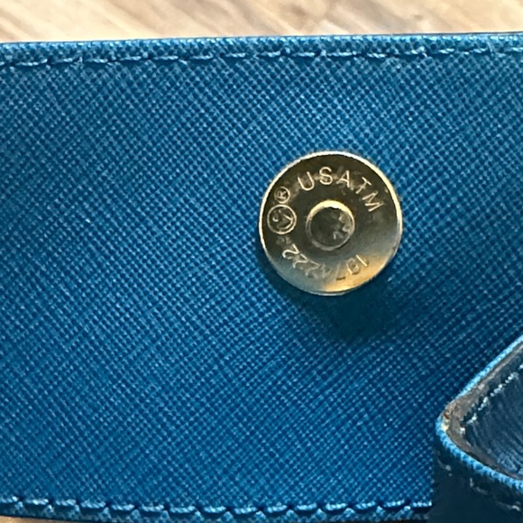 Michael Kors Tilda XL Teal Clutch - Picture 16 of 17